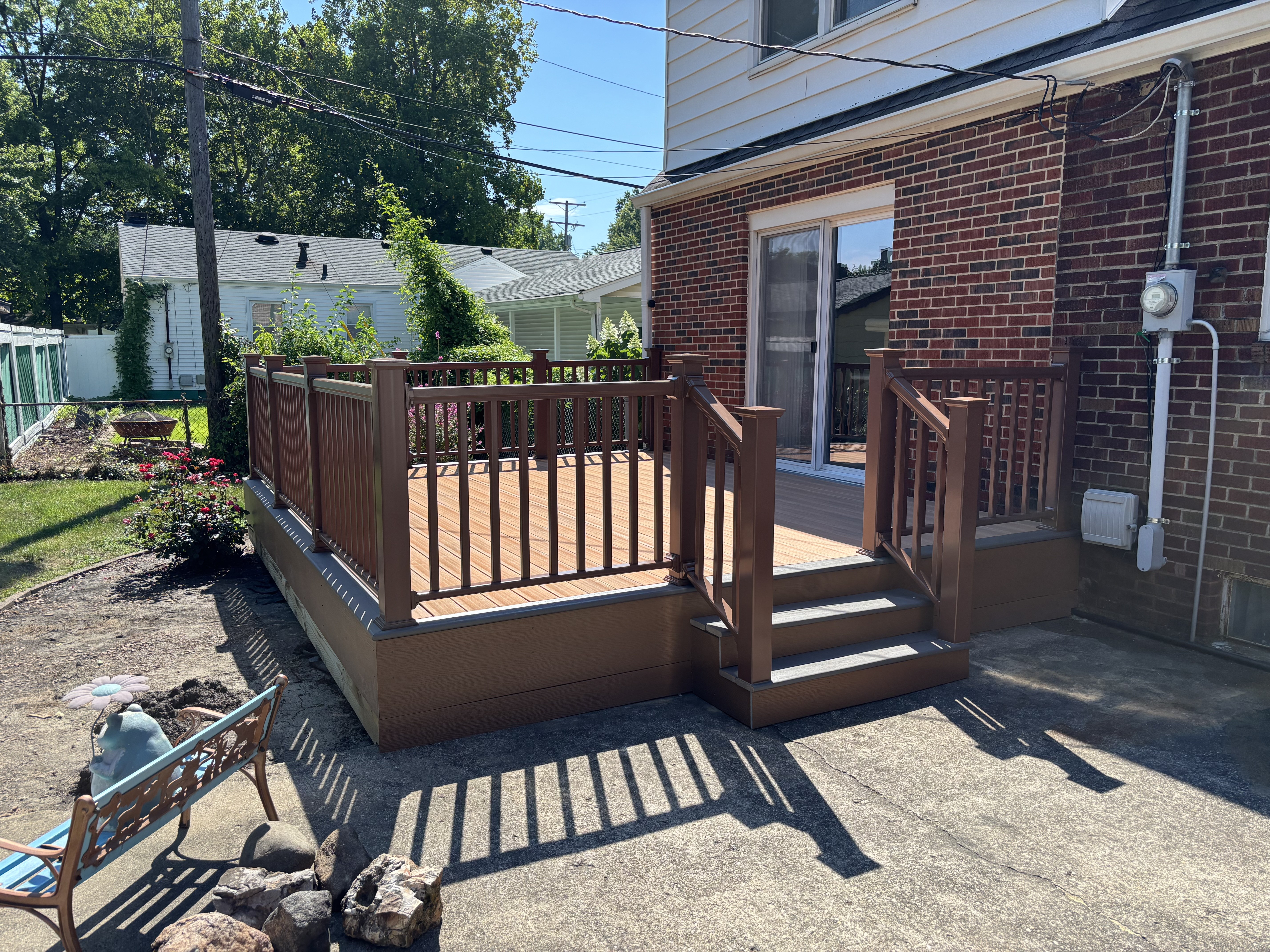 Decks & Outdoor Living image 1